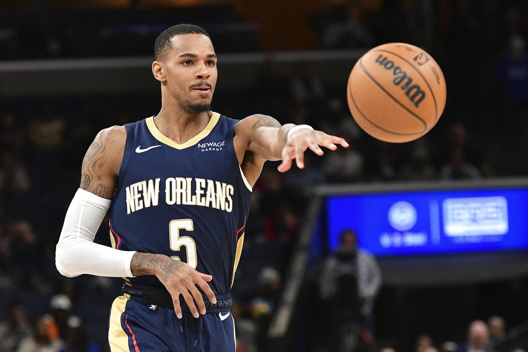 我们应该牢 我们应该牢