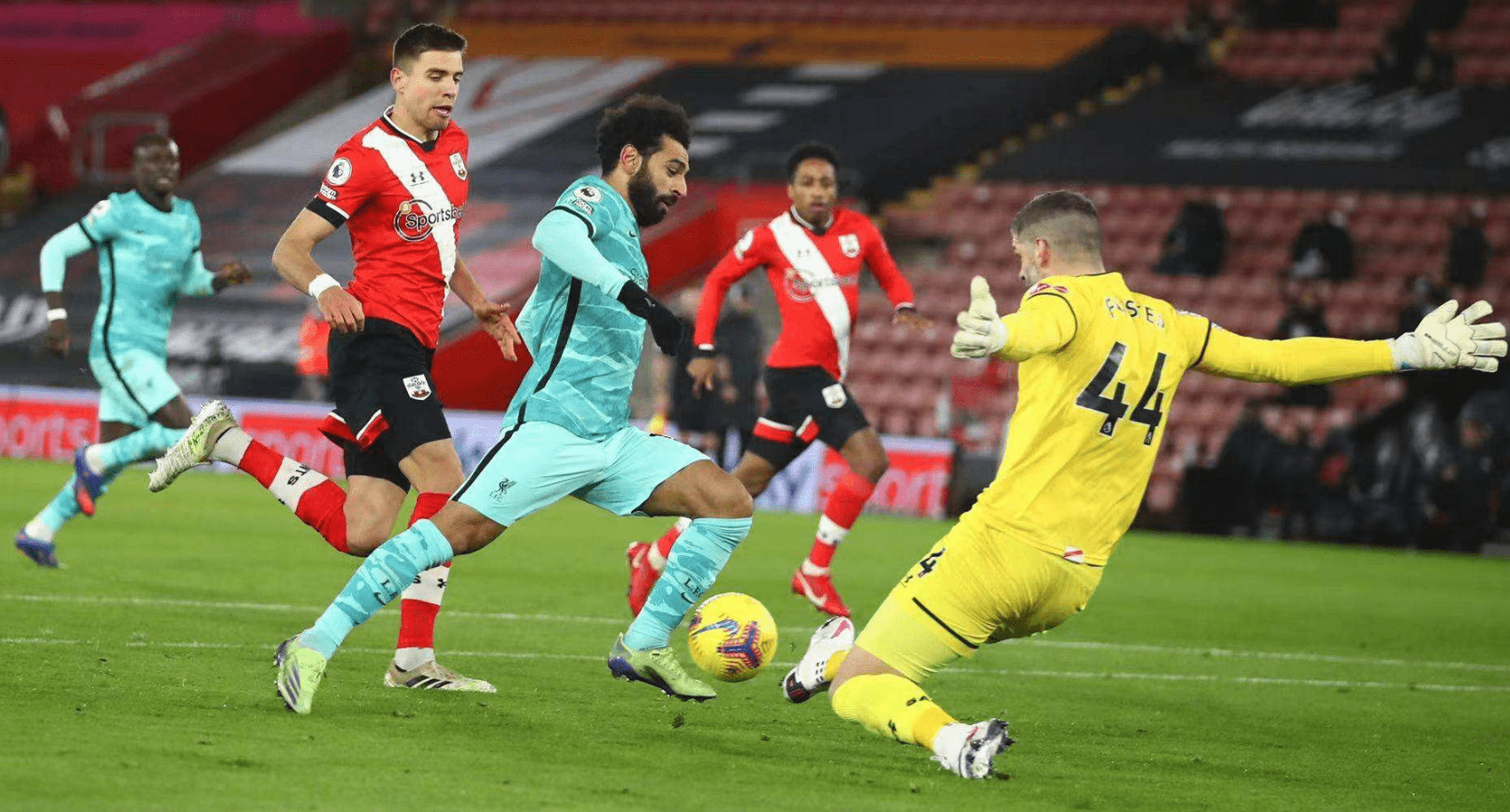 玉昆赢球，主帅不满！喊话足协：为何不给奥斯卡护照，国足需要他.