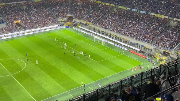 比赛中的亮 比赛中的亮