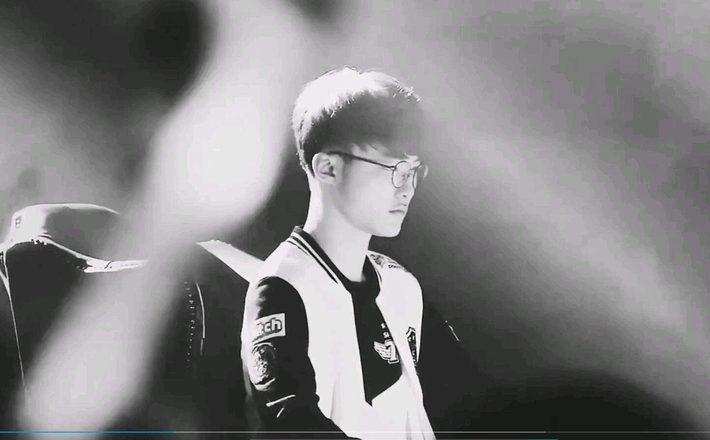 不是堆砌词 不是堆砌词