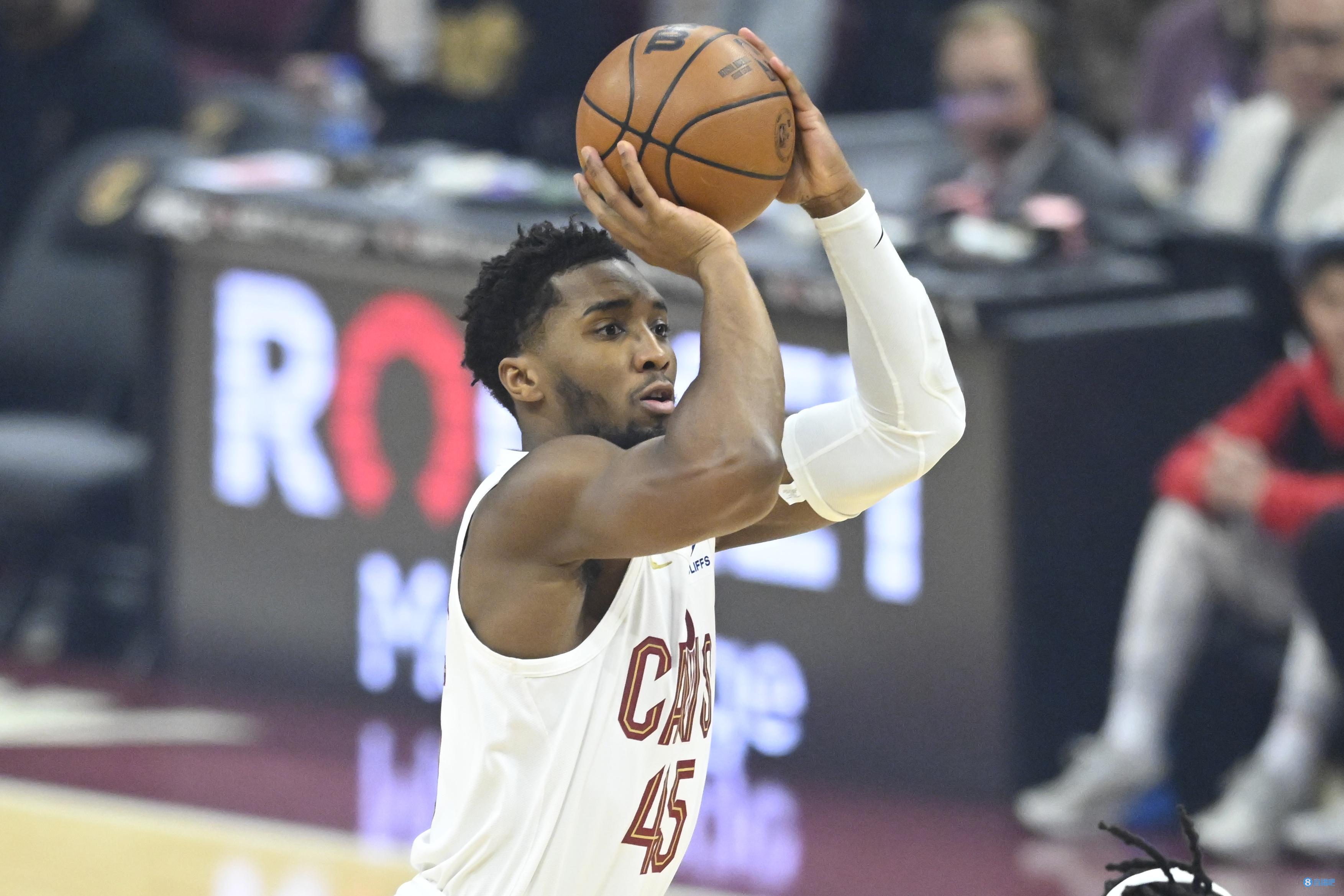 披上蓝白战 披上蓝白战